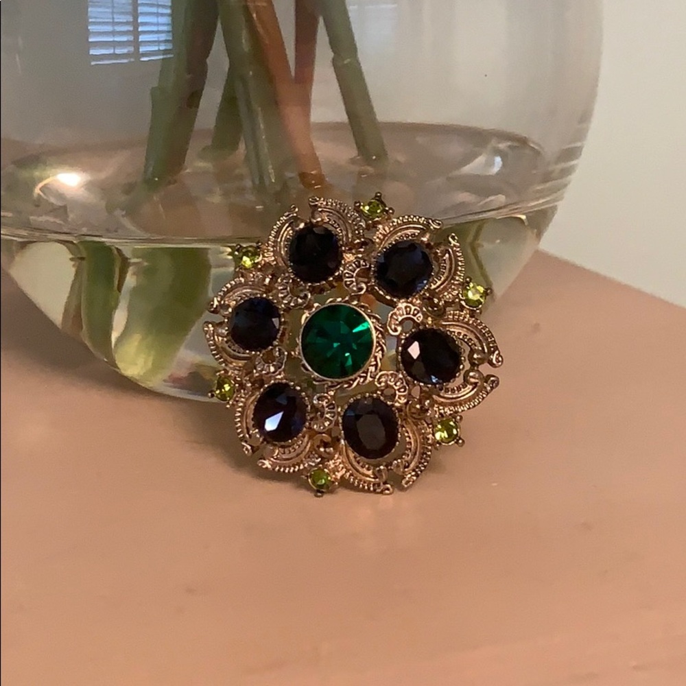 Flower Pin